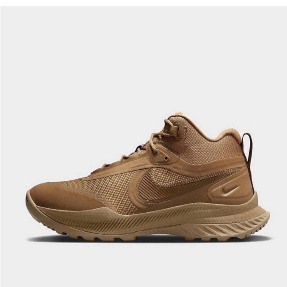Nike React SFB Carbon Mid Boots sz 12 Coyote Brown LIKE NEW